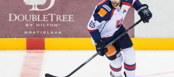Video: Marcinko zažiaril v KHL, Číňania porazili Kazachov