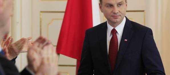 Poľský prezident rokoval s opozíciou, chce urovnať krízu