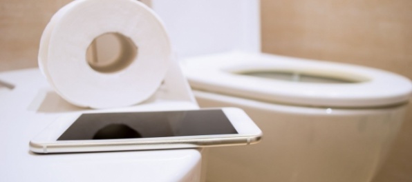 Tokijské letisko ponúka na WC špeciálny 'toaletný papier'