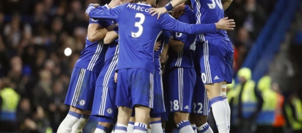 Video: Chelsea 12 triumfom po sebe utvorila nový rekord
