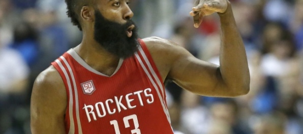 Video: Harden dosiahol triple-double, aké NBA ešte nezažila