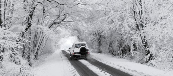 Čechov netrápia len silné mrazy, dopravu komplikuje aj sneh