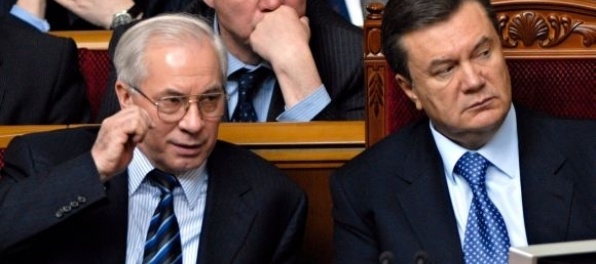 Ukrajinský expremiér Azarov nevylučuje vznik exilovej vlády 