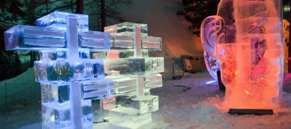 Obrazom: Ľadové sochy budú na Hrebienku do Veľkej noci