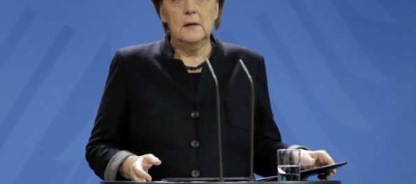 Merkelová: Rokovania o odchode Británie z EÚ nebudú rýchle