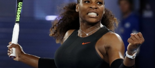 Serena Williamsová hladko postúpila do osemfinále