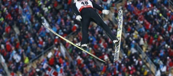 Nemeckí skokani na lyžiach vyhrali tímovú súťaž v Zakopanom