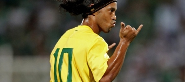 Ronaldinho bude ambasádorom FC Barcelona