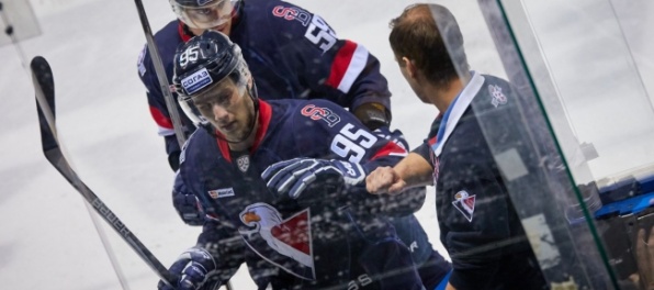 Slovan nebude cestovať na posledný duel základnej časti KHL