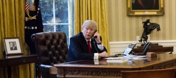 Trump telefonoval s Erdoganom, vyjadril Turecku podporu