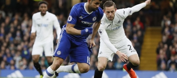 Video: Chelsea zdolala Swansea, góly strieľali Španieli