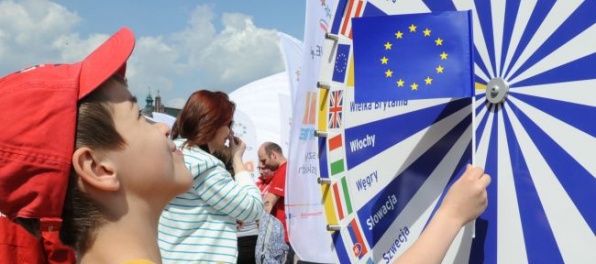 Pozitívne vnímanie Európskej únie na Slovensku rastie