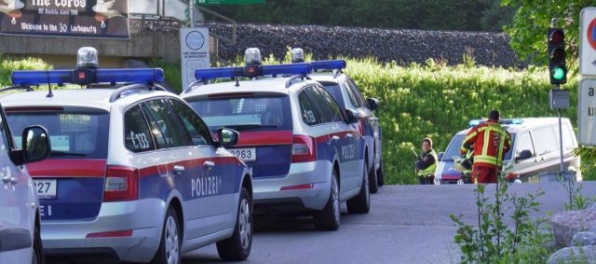 V rakúskej obci Bad Kreuzen našli dvoch mŕtvych Slovákov