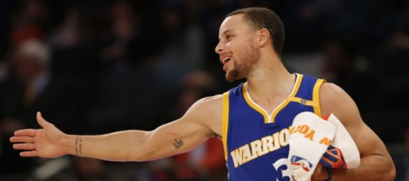 Video: Warriors prvý raz uspeli bez Duranta, Curry v elitnej desiatke trojkárov