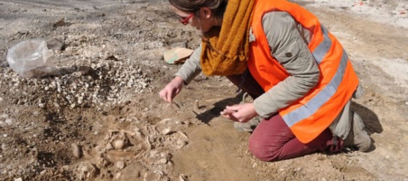 Pri obnove Šrobárovej ulice v Trnave našli ľudské kosti