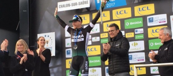 Video: Jazdec zo Saganovho tímu Sam Bennett vyhral 3. etapu Paríž-Nice