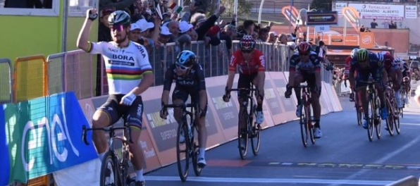 Video: Sagan vyhral tretiu etapu na pretekoch Tirreno-Adriatico
