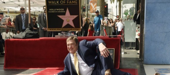 John Goodman má hviezdu na Hollywoodskom chodníku slávy