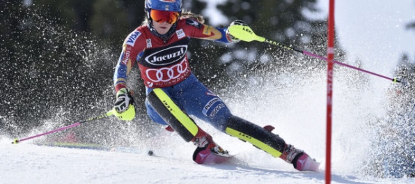 Slalom v Squaw Valley priniesol Slovenkám smolu, vyhrala Shiffrinová