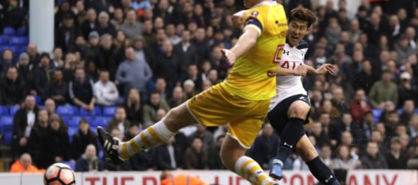 Video: Tottenham vo štvrťfinále FA Cupu rozdrvil Millwall, hetrikom prispel Son Heung-Min