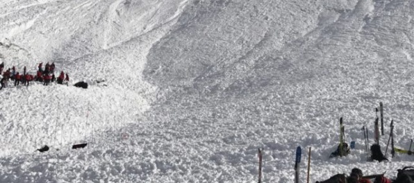 V Rakúsku zabíjala lavína, zahynula polovica z osemčlennej skupiny