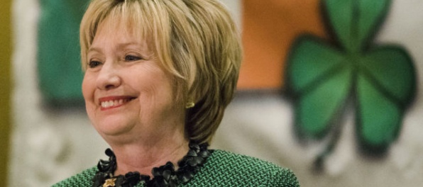 Clintonová je pripravená vyjsť z lesa, aby pomohla Američanom nájsť spoločnú reč.