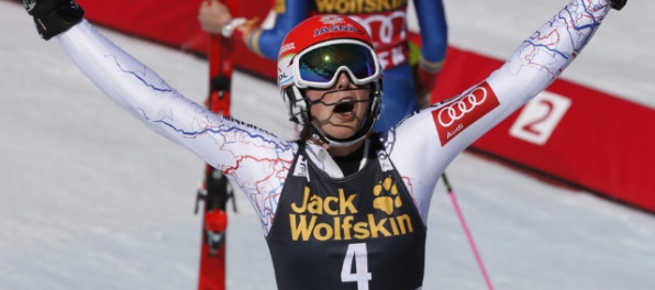 Video: Fantastická Vlhová vyhrala slalom Svetového pohára v Aspene