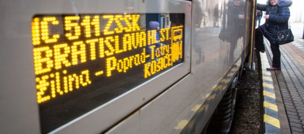 Autobusy na východe počkajú na večerný IC vlak z Bratislavy