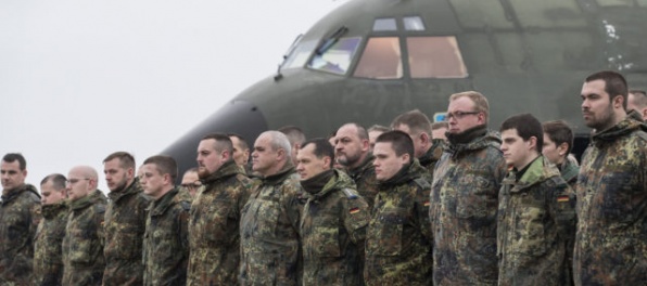 Bundeswehrom otriasa ďalší škandál okolo sexuálneho zneužívania