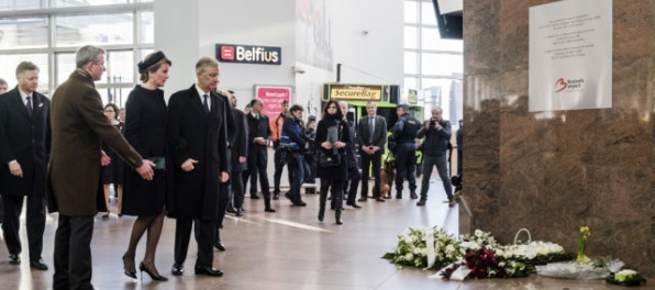 Belgičania si pripomenuli obete teroristických útokov na letisku Zaventem