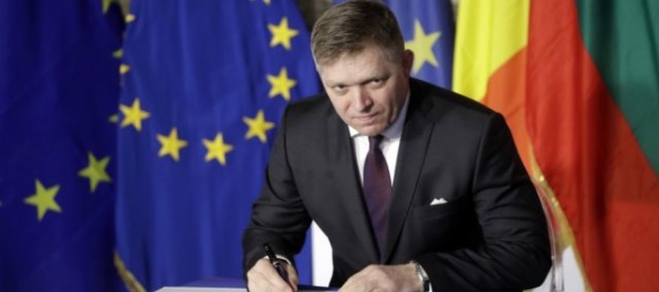 Slovensko patrí do EÚ a neprežilo by ako neutrálny štát, vyhlásil Fico po summite v Ríme
