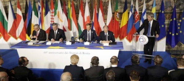 Lídri Európskej únie podpísali deklaráciu, zakotvuje princíp “viacrýchlostnej Európy”