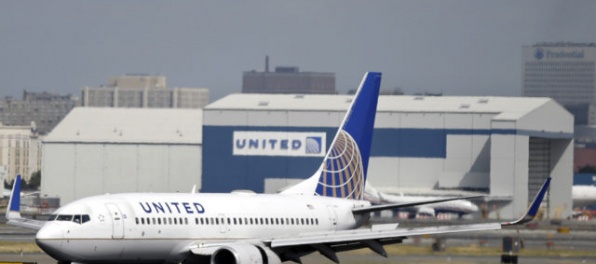 United Airlines nevpustili na palubu lietadla dve dievčatá v legínach