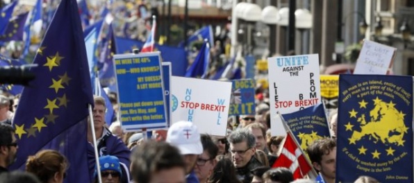Británia predstavila plán, ako ukončí nadradenosť zákonov Európskej únie