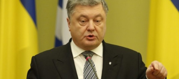 Ukrajinský prezident Porošenko nariadil prímerie v Donbase, platiť má od 1. apríla
