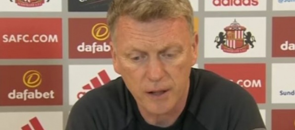 Video: Tréner Moyes sa reportérke vyhrážal fackou, svoj čin oľutoval