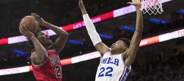 Video: Butler ťahá Chicago do play-off NBA, Boston prehral aj v Atlante