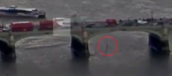 Video: Zomrela Rumunka, ktorá pri útoku v Londýne spadla do Temže