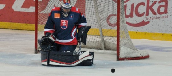 Aktualizované: Slovenskí hokejisti vyhrali v Dánsku aj druhý zápas, Hudáček opäť vychytal shutout