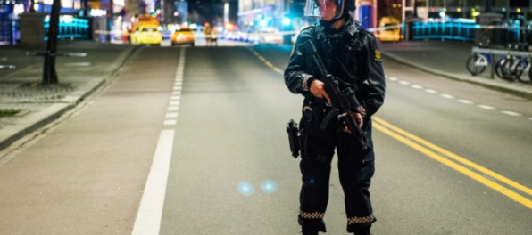 Video: Nórska polícia zneškodnila výbušninu v centre Osla, zatkla mladého Rusa