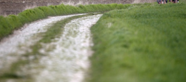 Video: Sagan po dvoch defektoch zatínal zuby, Paríž-Roubaix vyhral Van Avermaet