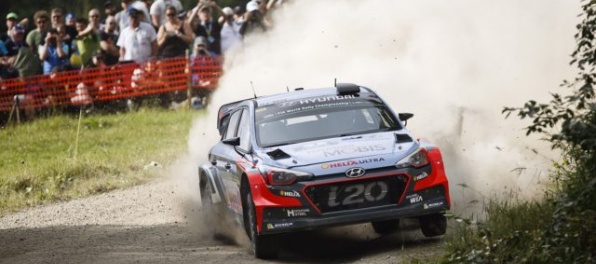 Neuville triumfoval na Rely Korzika, o takmer minútu bol rýchlejší ako majster sveta Ogier