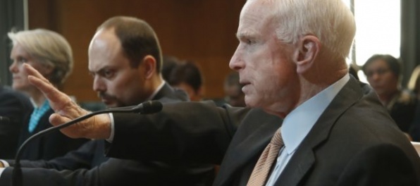 USA sú najmocnejším štátom na svete, podľa McCaina môžu zastaviť Asada aj Islamský štát naraz