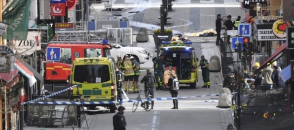Švédska vláda chce po útoku v Štokholme sprísniť protiteroristickú legislatívu