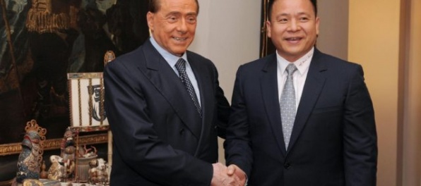 AC Miláno je už definitívne čínske, Berlusconi predal svoj podiel