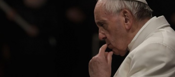 Pápež na Krížovej poprosil Boha o odpustenie za škandály v cirkvi a tiež za hanbu ľudstva
