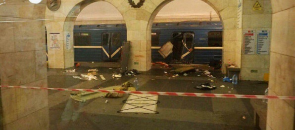 Podozrivý muž sa priznal k organizácii bombového útoku na metro v Petrohrade