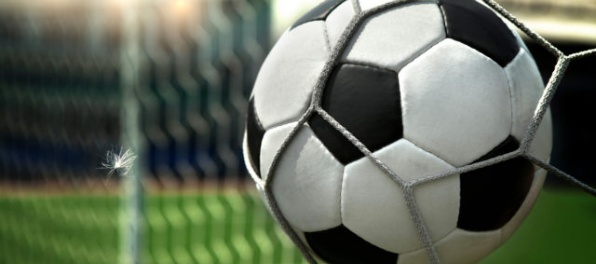 Počet obetí zneužívania vo futbale sa vyšplhal na 560, hlási britská polícia