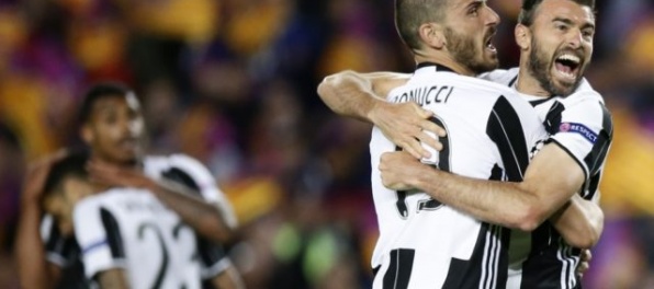 Video: Barcelona Juventusu nestrelila gól a v Lige majstrov končí, Monako postúpilo cez Borussiu