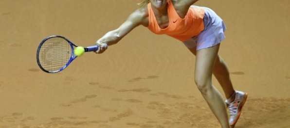 Aktualizované: Dopingová hriešnica Šarapovová v Stuttgarte skončila v semifinále (video)